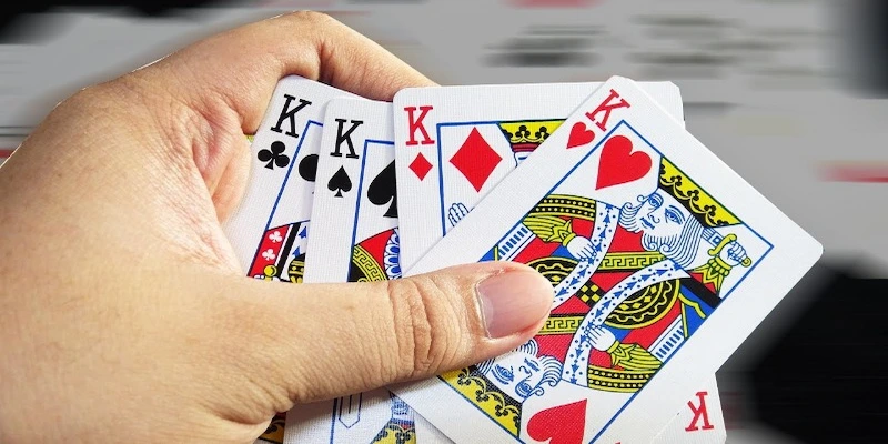 Các chiến thuật khi chơi sâm với tứ quý
